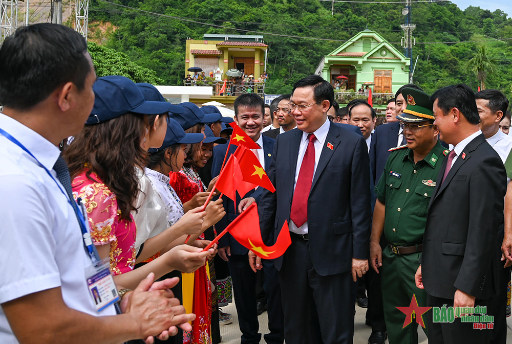 Chủ tịch Quốc hội Vương Đình Huệ: Công tác giám sát phải vì mục tiêu kiến tạo phát triển